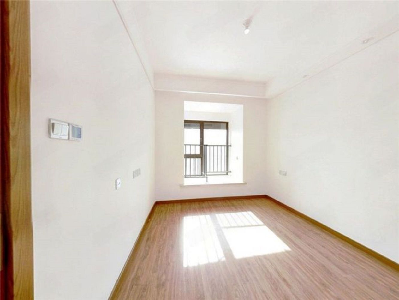 佳期漫 5室2厅2卫 144.00m&sup2;