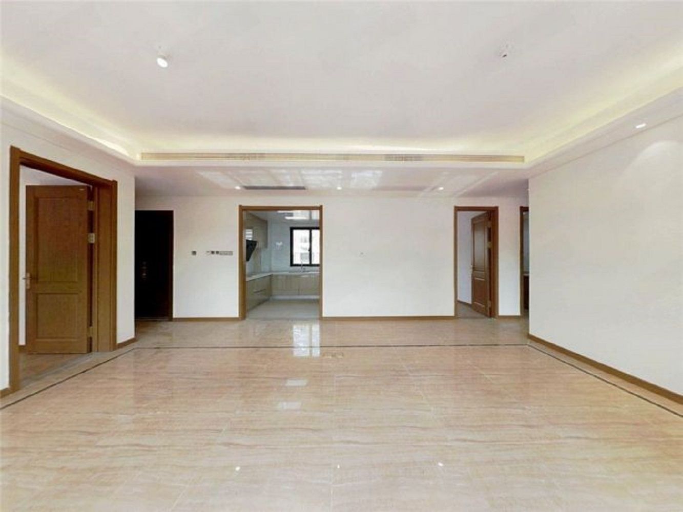 佳期漫 5室2厅2卫 144.00m&sup2;