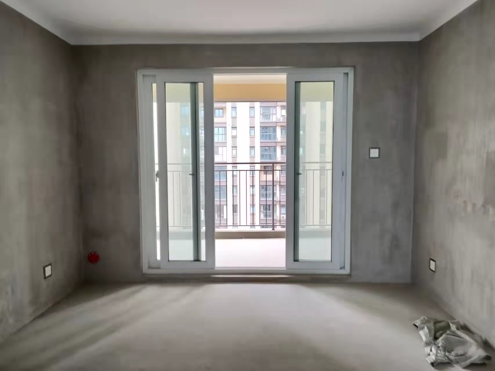 景瑞御府 3室2厅2卫 120m²