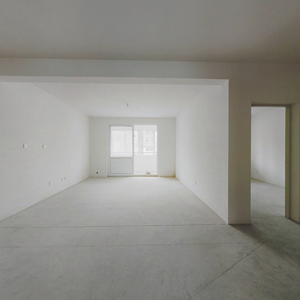 永泰佳园 4室2厅2卫 150m&sup2;
