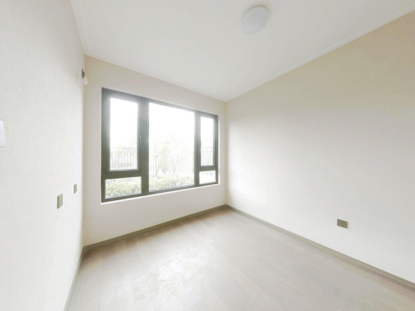 万科白鹭湾 3室2厅2卫 129m&sup2;
