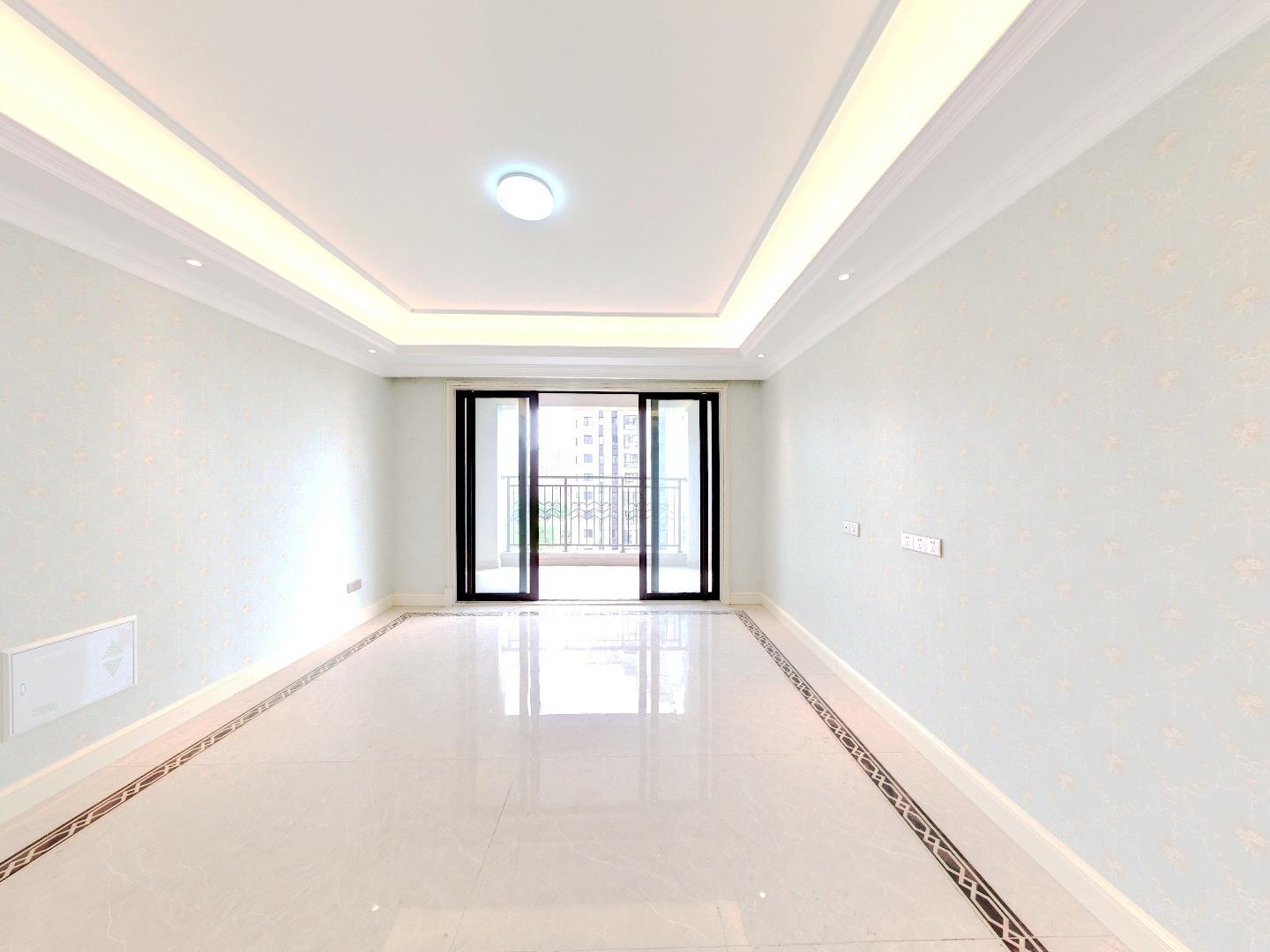 中海铂樾府 4室2厅2卫 141m&sup2;