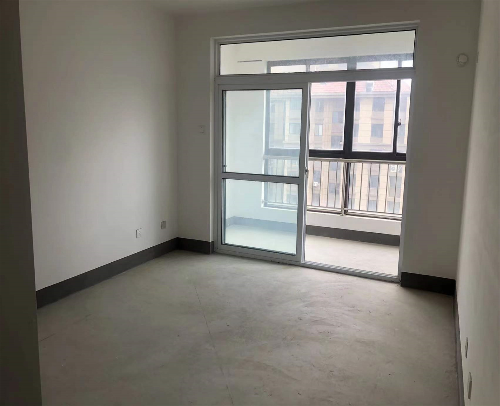 濠东小苑 3室1厅2卫 133.52m&sup2;
