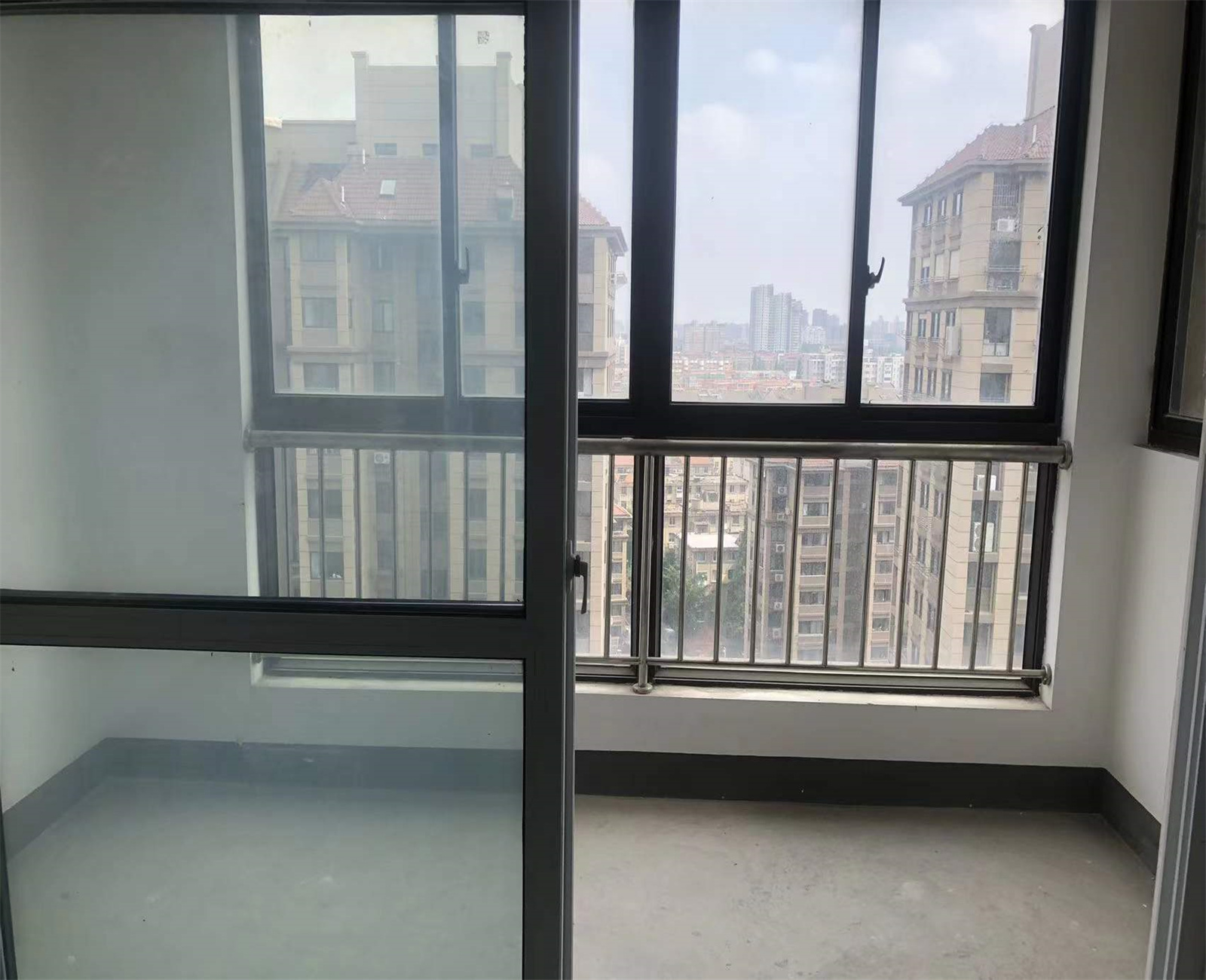 濠东小苑 3室1厅2卫 133.52m&sup2;
