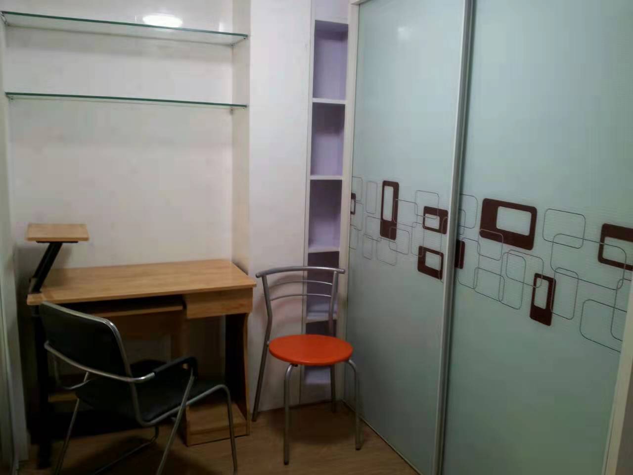 学苑大厦 2室1厅1卫 44m&sup2;