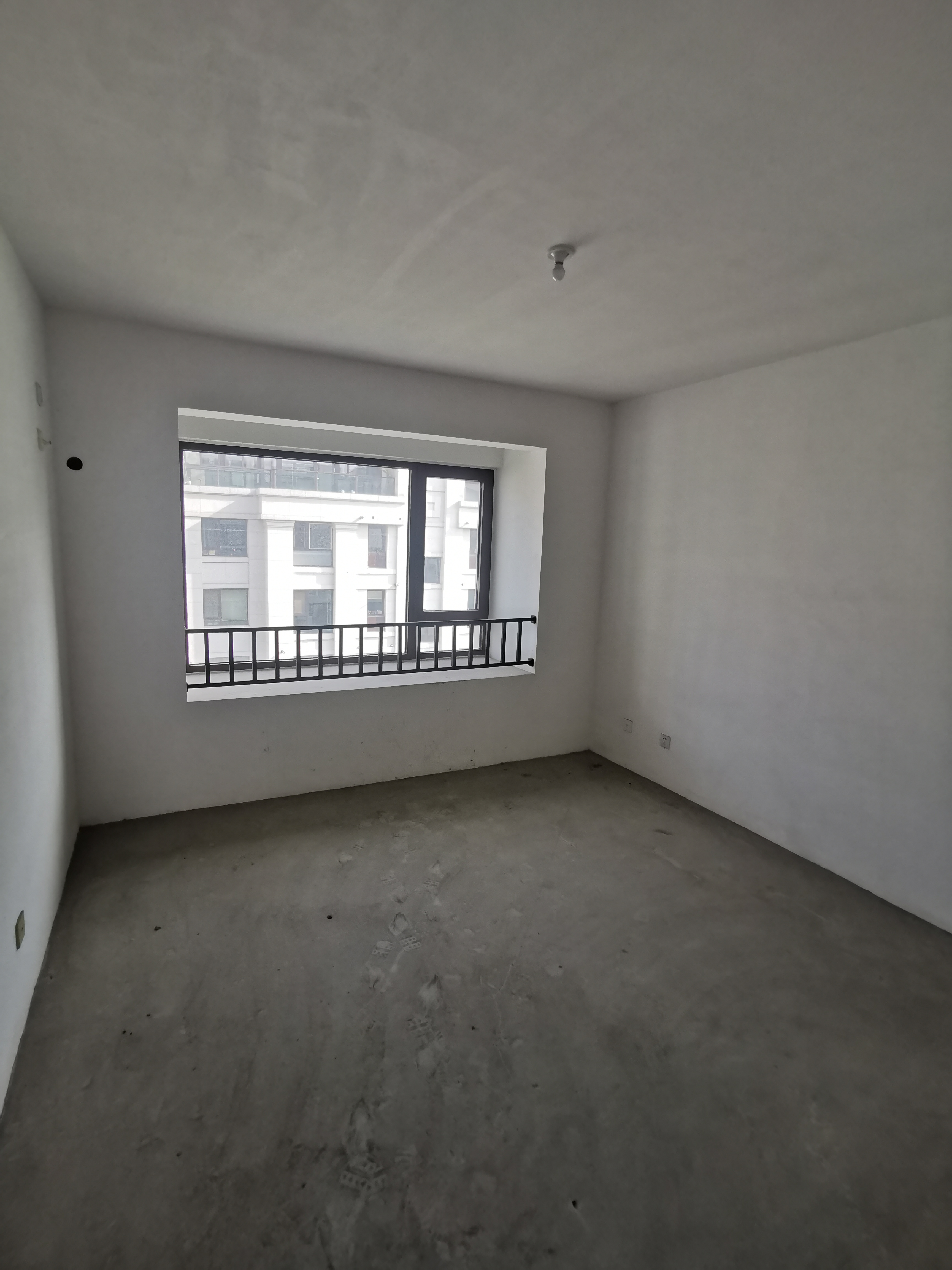 城山隐花苑 5室3厅3卫 210.00m&sup2;
