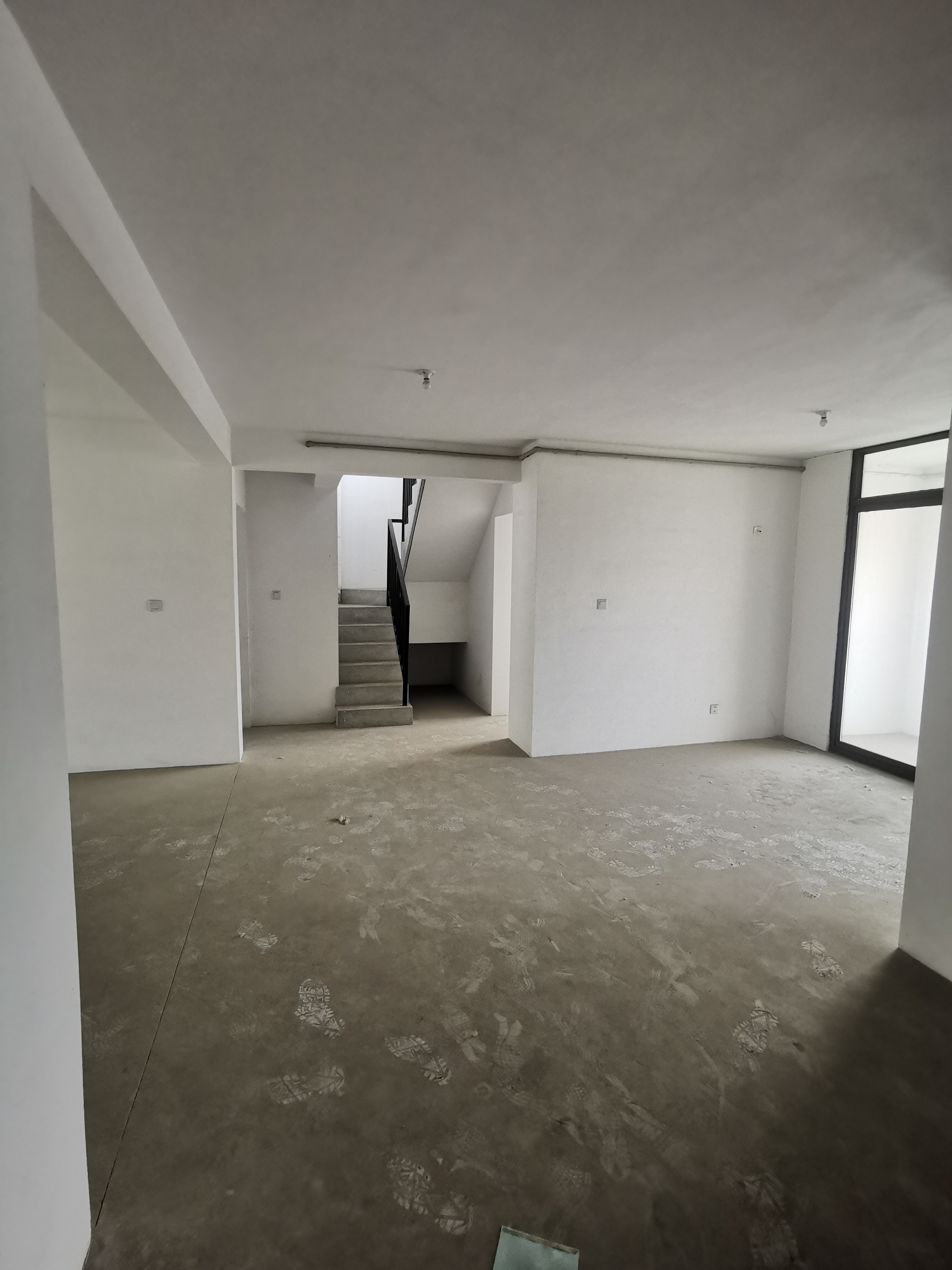 城山隐花苑 5室3厅3卫 210.00m&sup2;