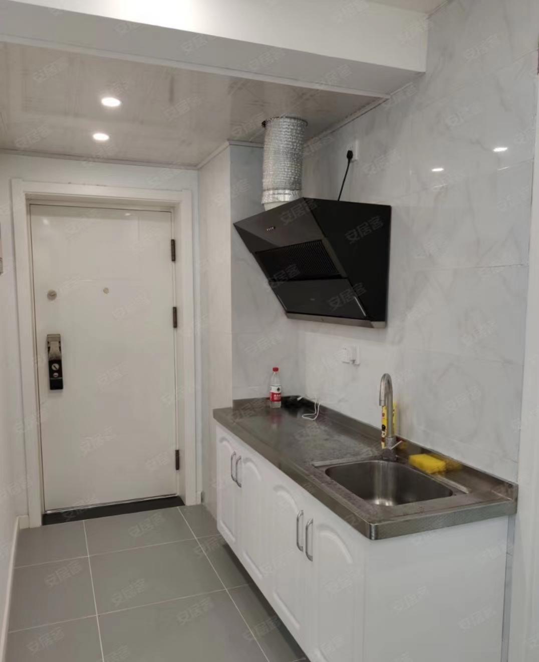 凤凰莱茵苑 1室1厅1卫 45m&sup2;