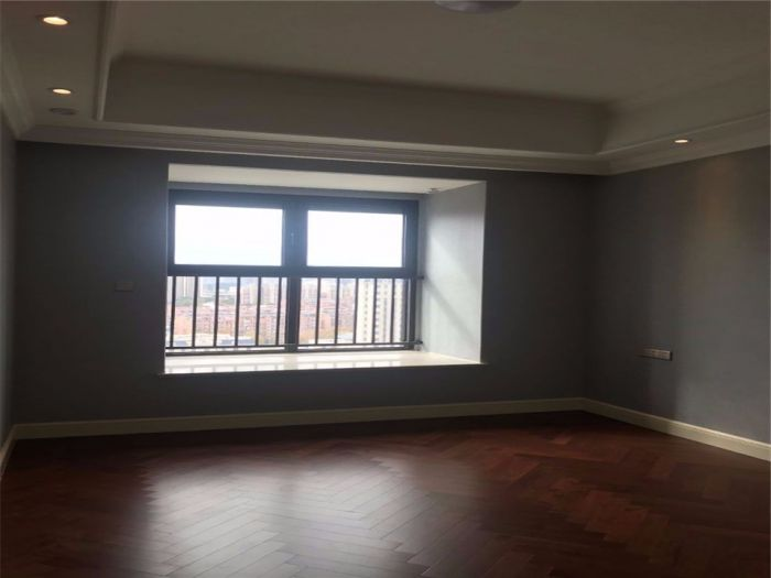 中海铂樾府 4室2厅2卫 175.00m&sup2;