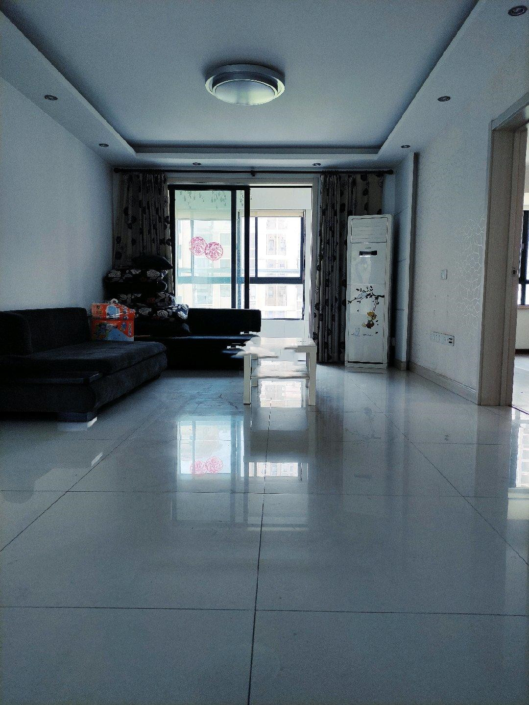 万通城 2室2厅1卫 110m&sup2;