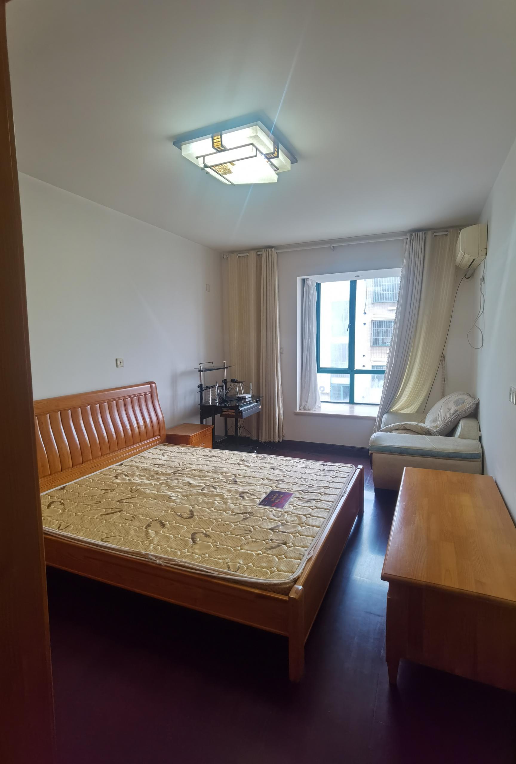 友谊家园 3室1厅2卫 132.00m&sup2;