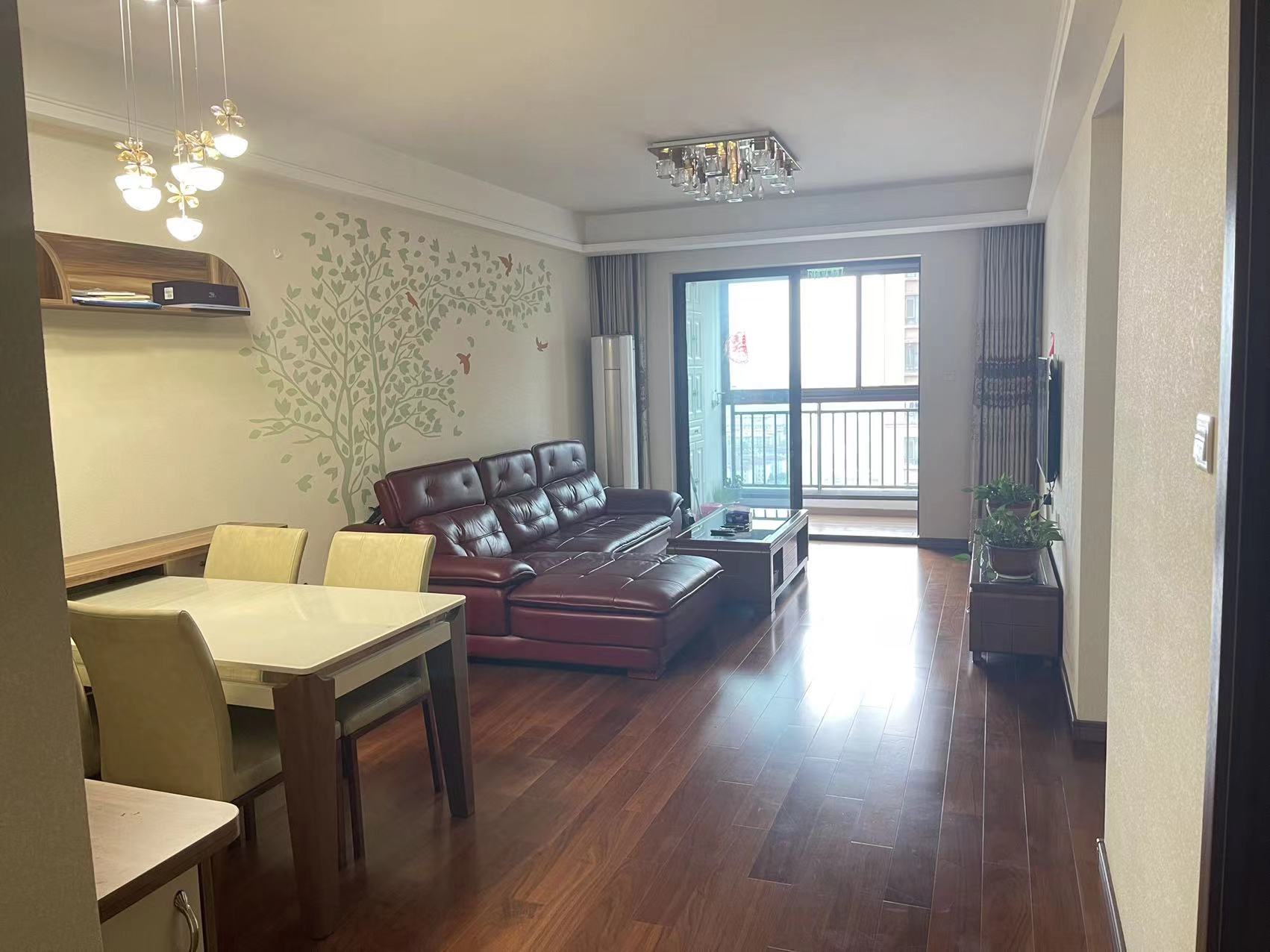 万科濠河传奇 3室2厅1卫 107m&sup2;