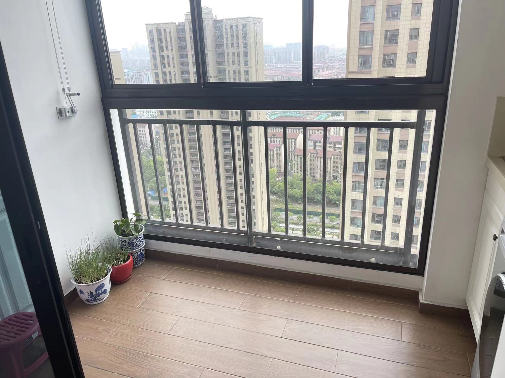 万科濠河传奇 3室2厅1卫 107m&sup2;