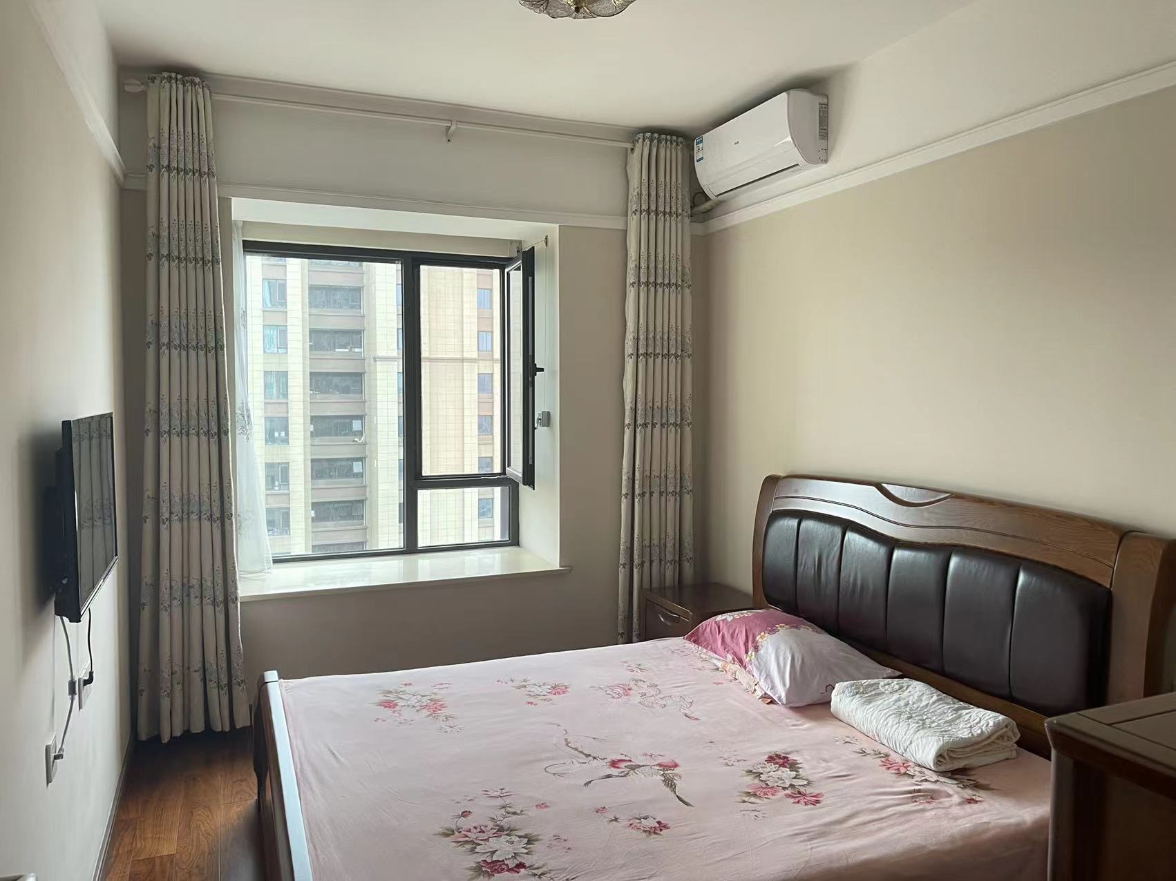 万科濠河传奇 3室2厅1卫 107m&sup2;