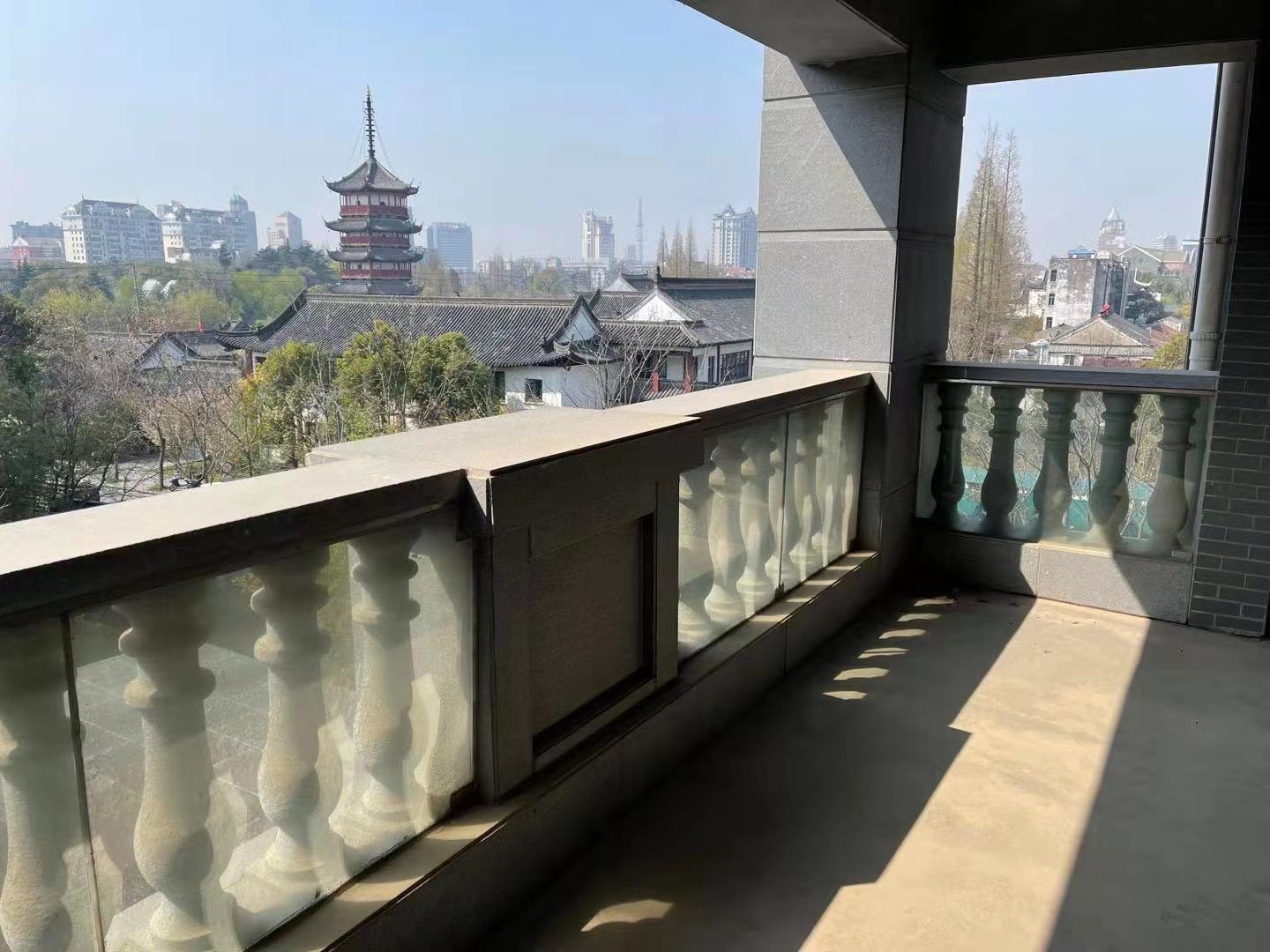翰林府 3室2厅2卫 203.00m²