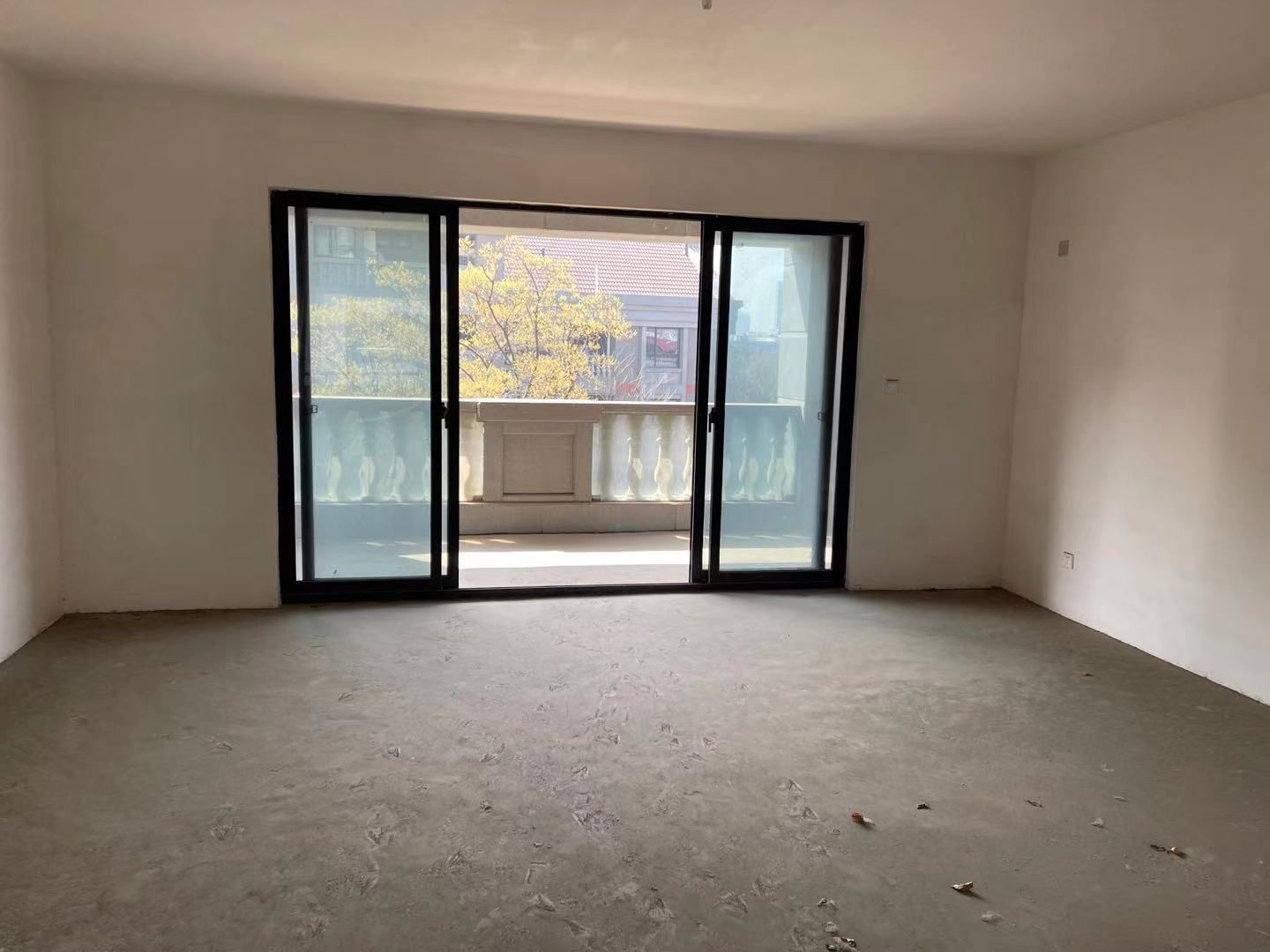 翰林府 3室2厅2卫 203.00m²