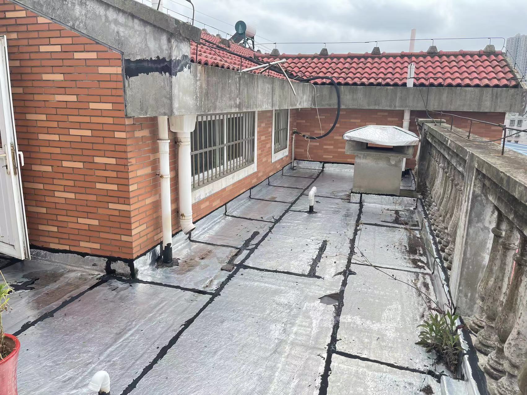 华中园 4室2厅2卫 131.00m&sup2;