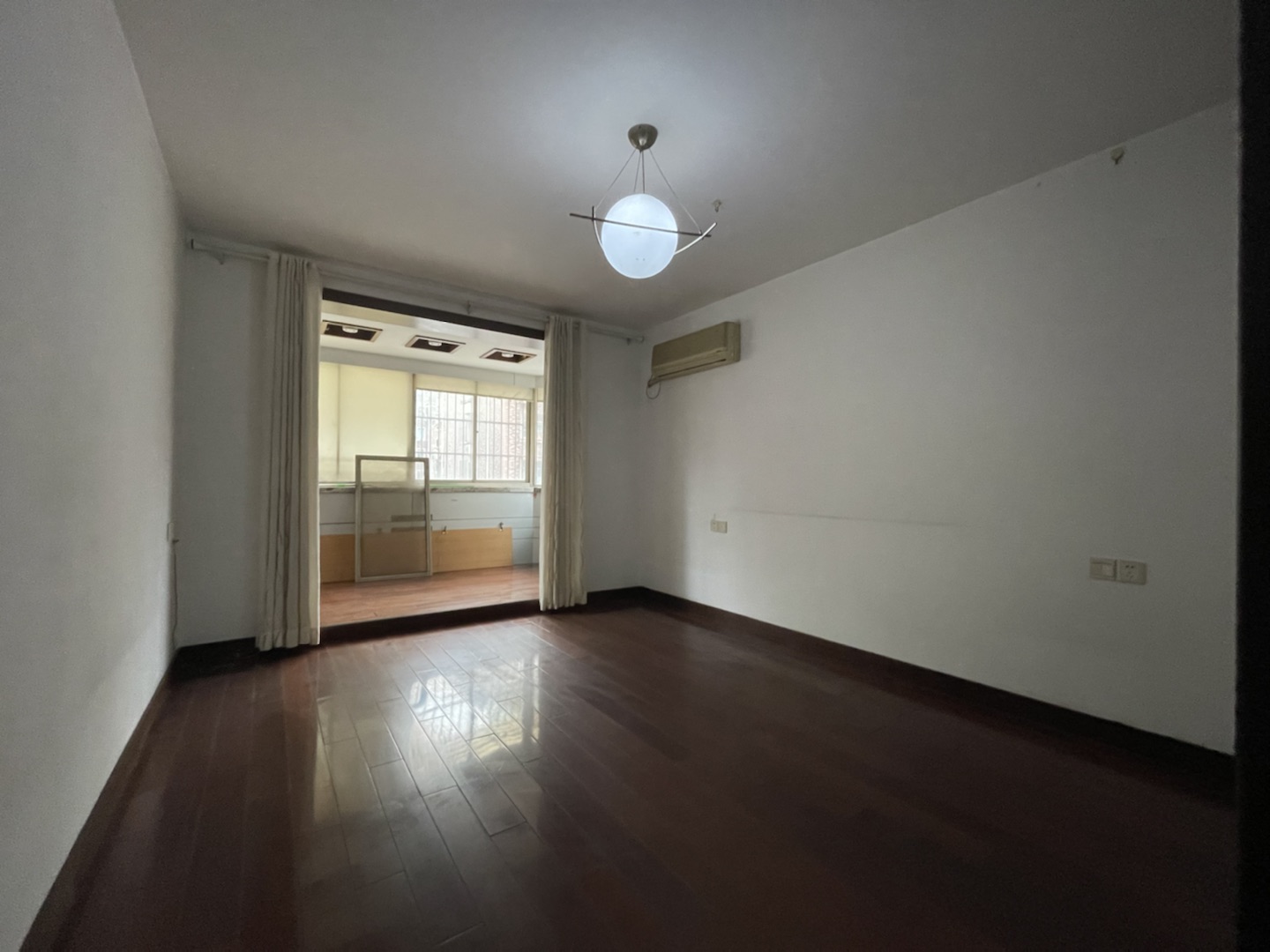 前景花苑 2室1厅1卫 88m&sup2;