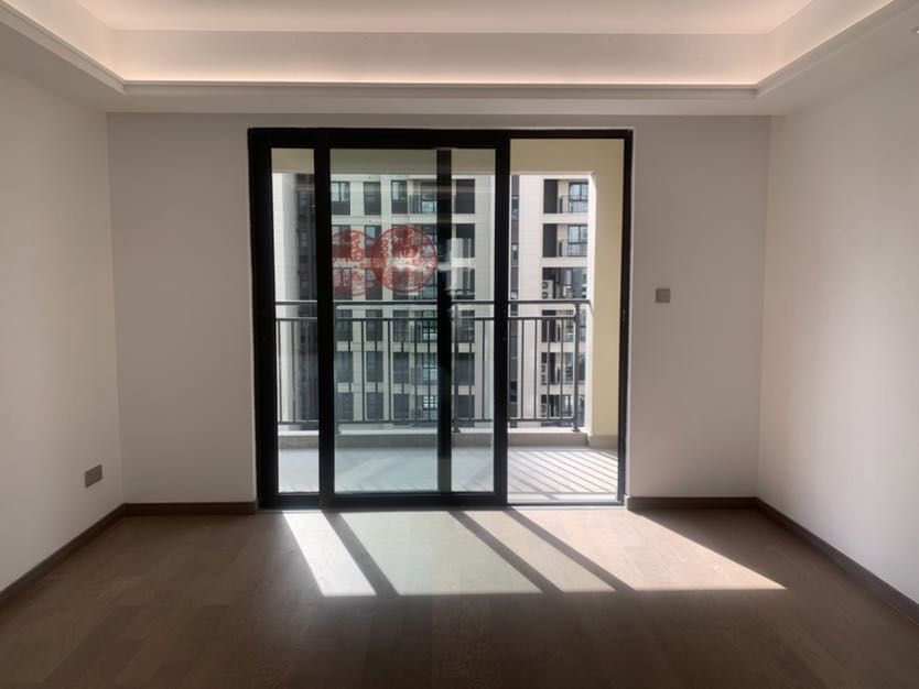 中海上东区 4室2厅2卫 143m&sup2;