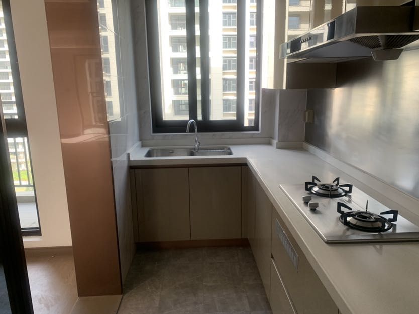 中海上东区 4室2厅2卫 143m&sup2;