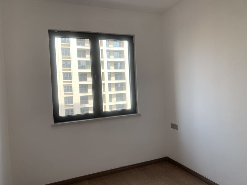 中海上东区 4室2厅2卫 143m&sup2;