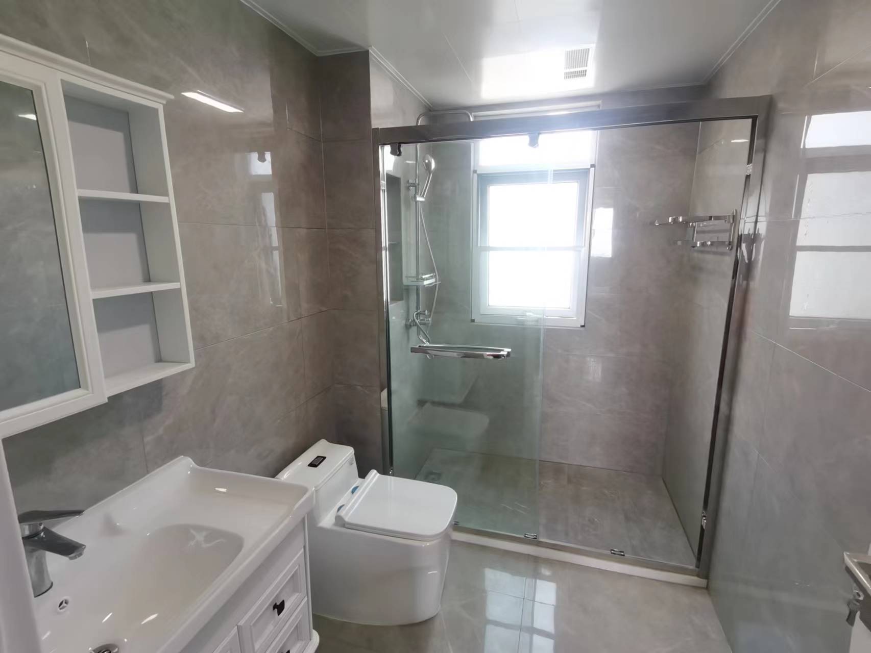 景瑞御府 4室2厅2卫 148m&sup2;