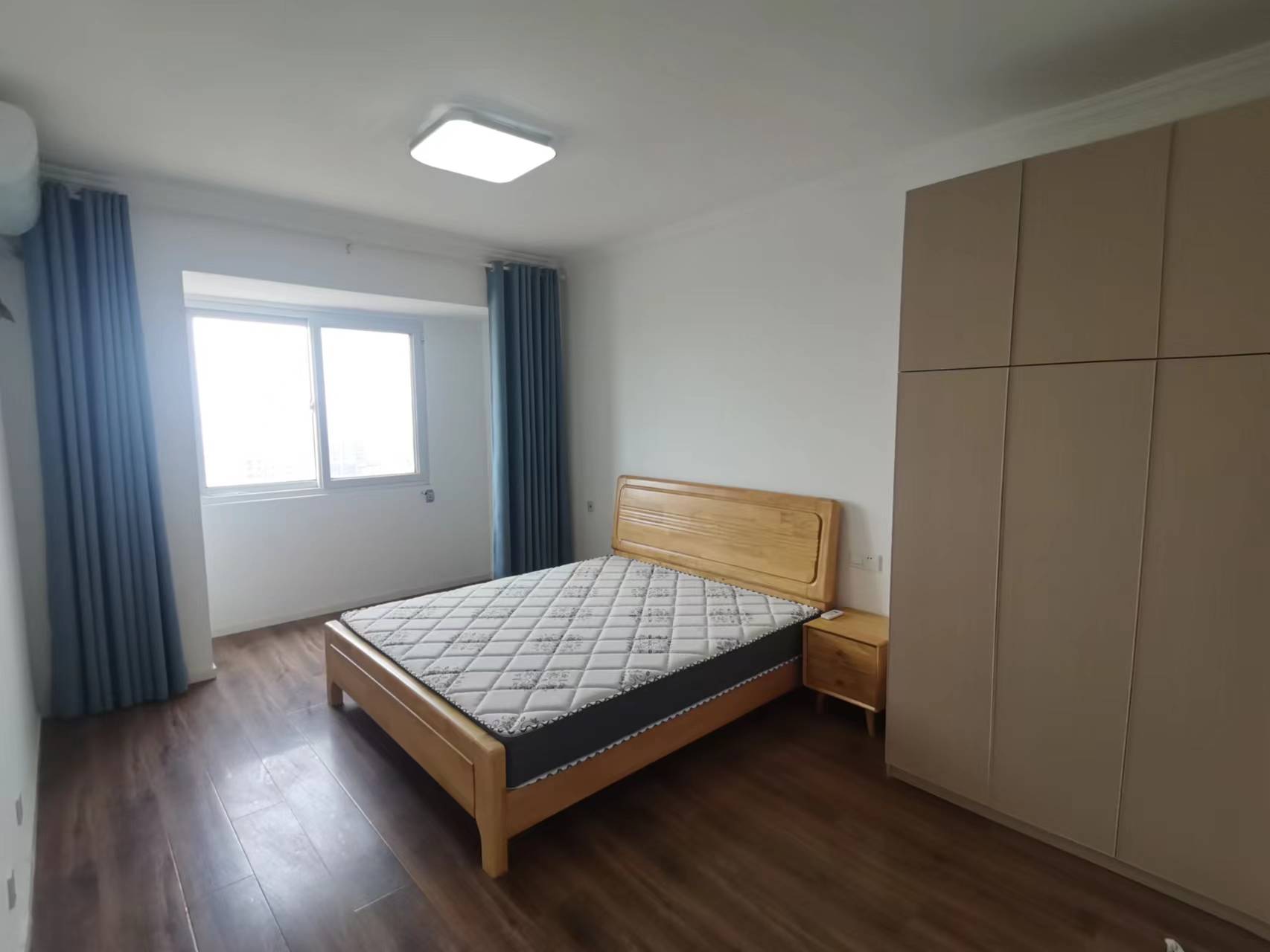景瑞御府 4室2厅2卫 148m&sup2;