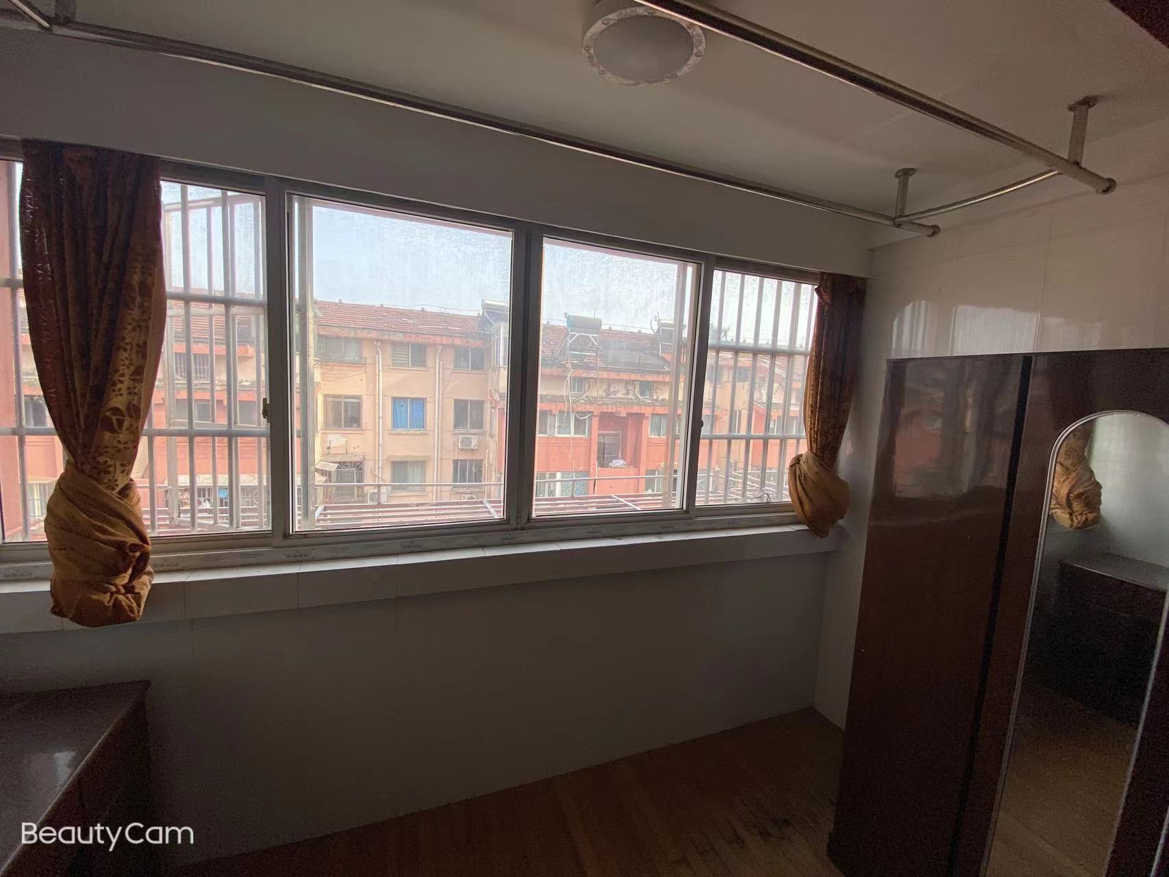 北濠桥东村 3室1厅1卫 90m&sup2;