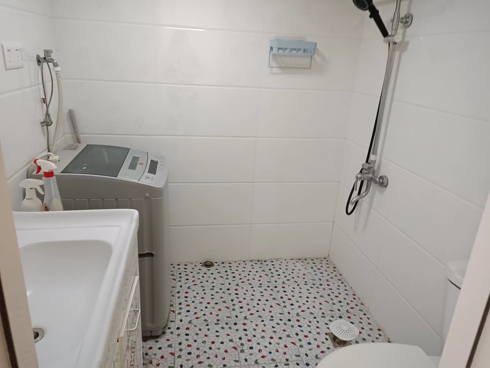金贸公寓 4室2厅2卫 90m&sup2;