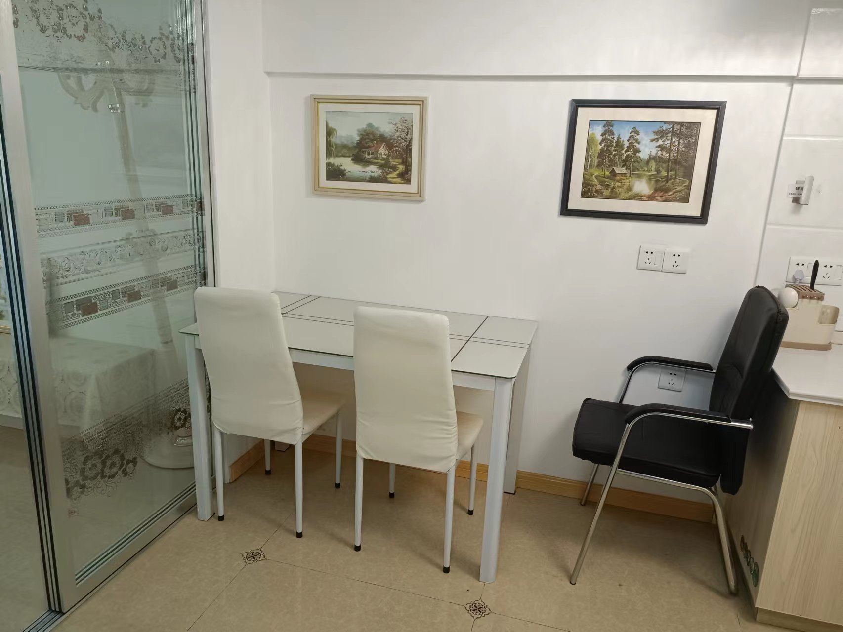 金贸公寓 4室2厅2卫 90m&sup2;