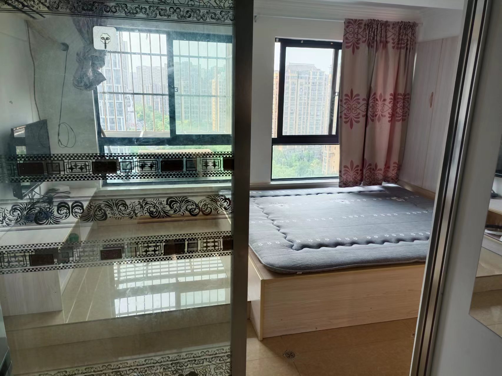 金贸公寓 4室2厅2卫 90m&sup2;