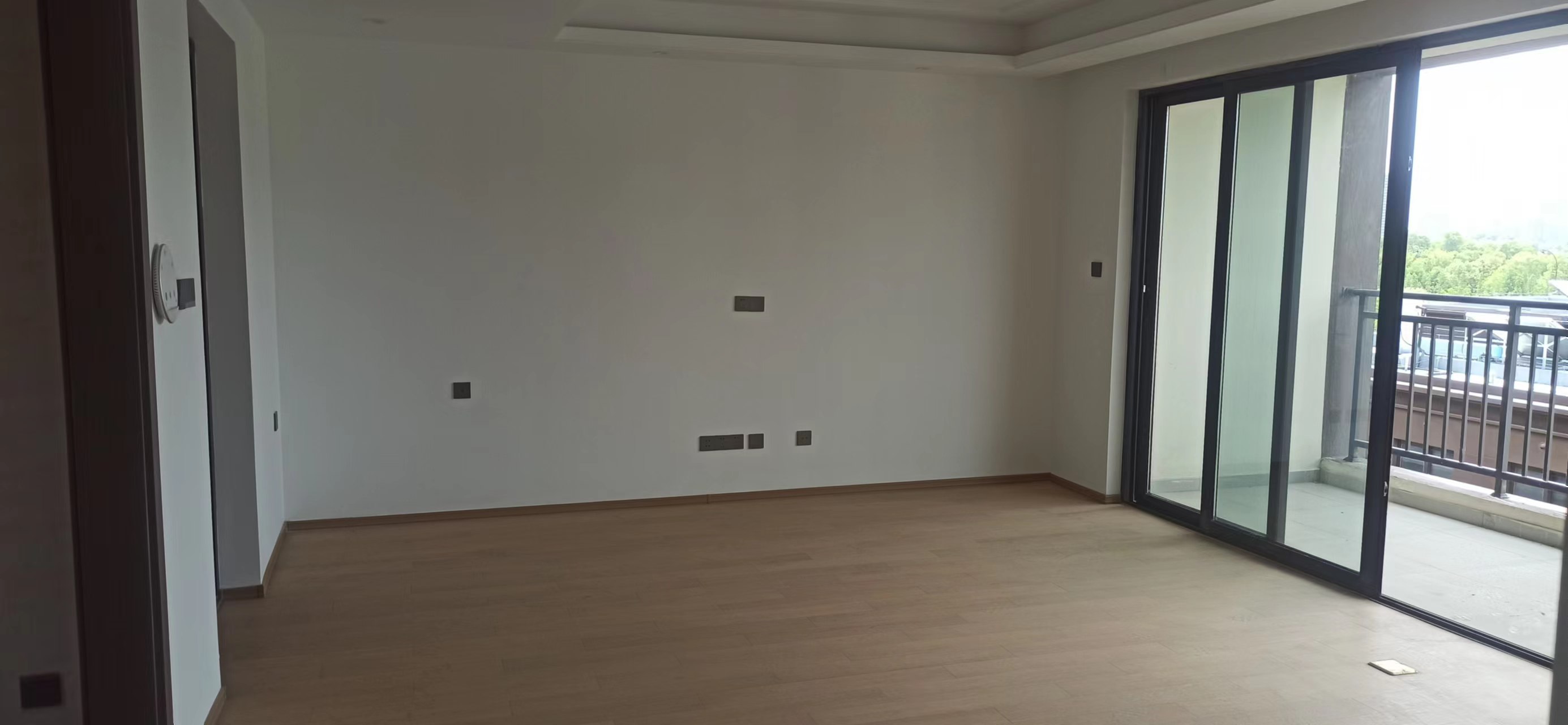 春风南岸东园 4室2厅3卫 167.50m²