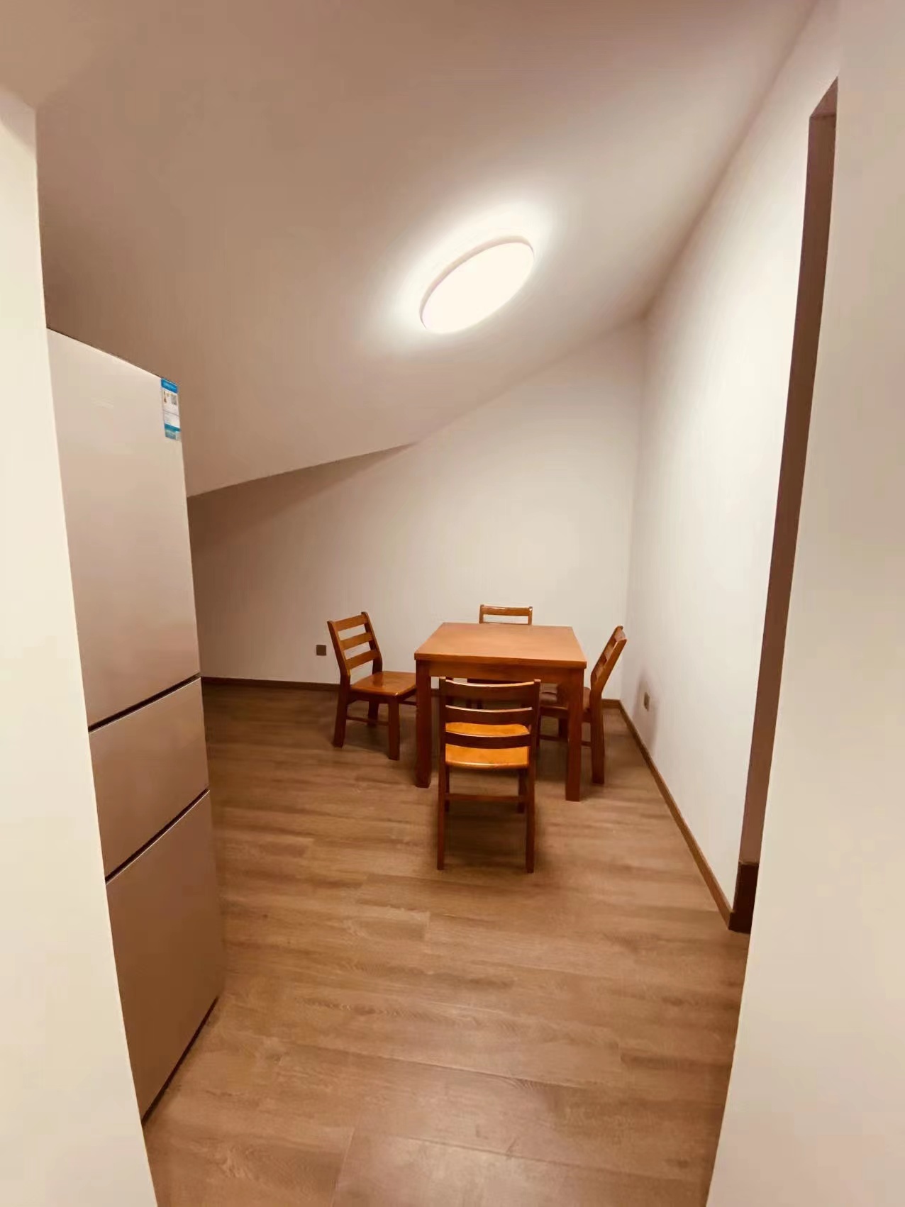 陆洪小镇街区 2室1厅1卫 60.00m&sup2;