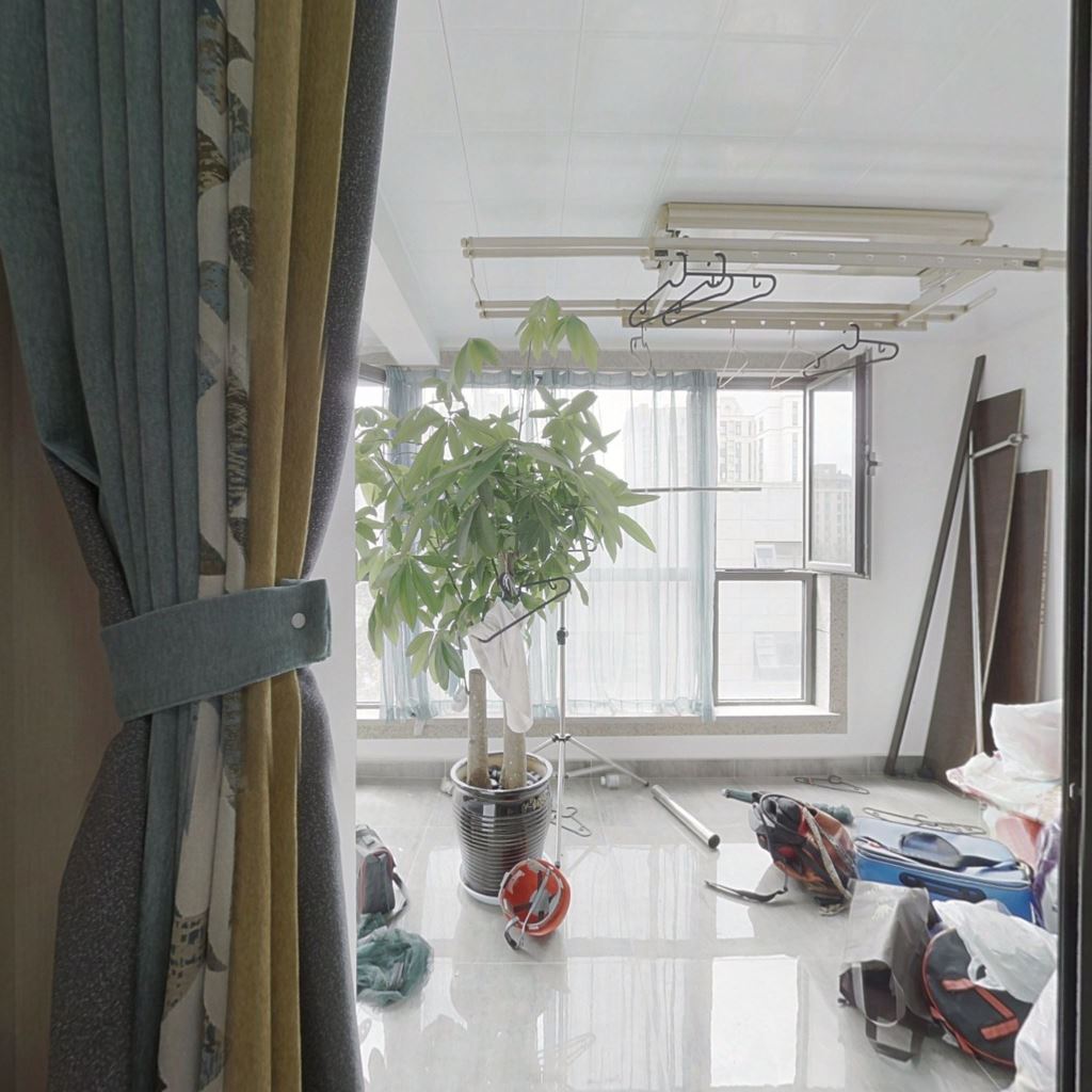 远创樾府 4室2厅2卫 153m²