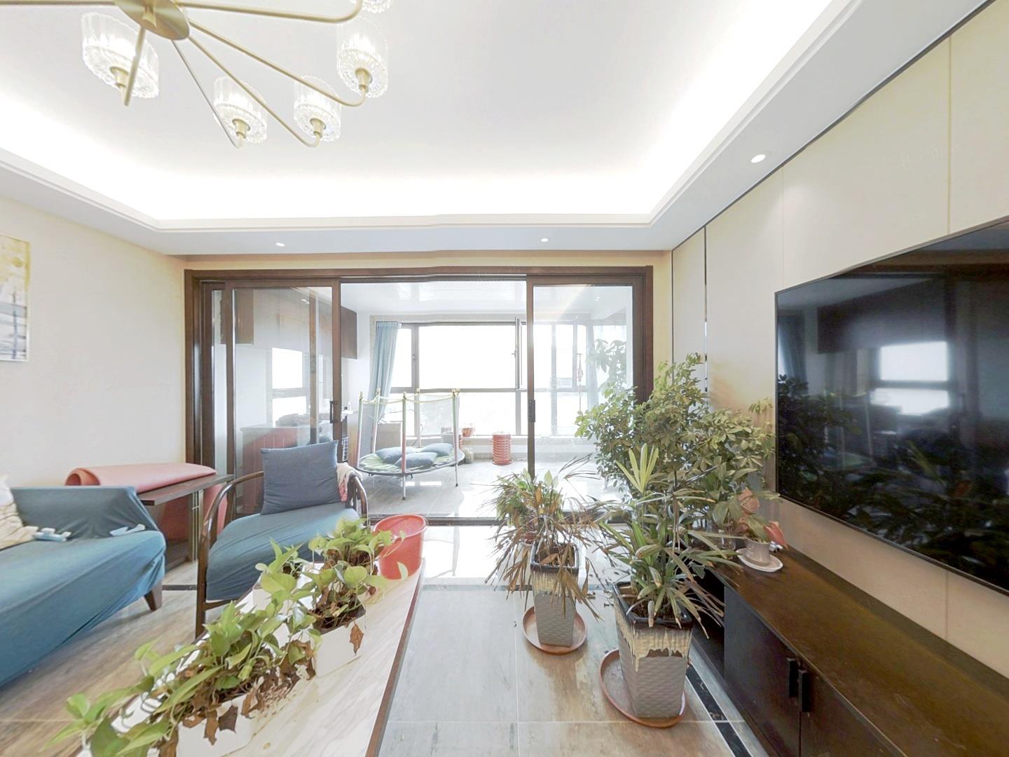 远创樾府 4室2厅2卫 153m²