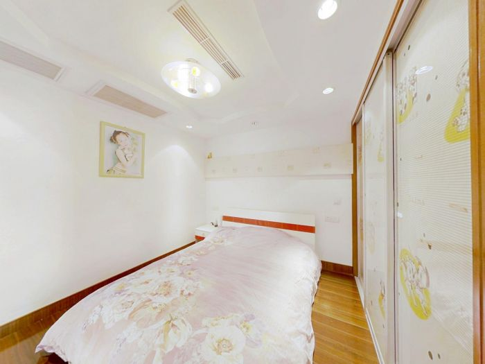 名都广场 4室2厅2卫 204.95m&sup2;