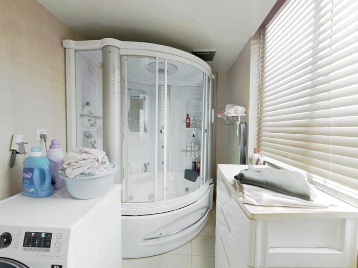 名都广场 4室2厅2卫 204.95m&sup2;