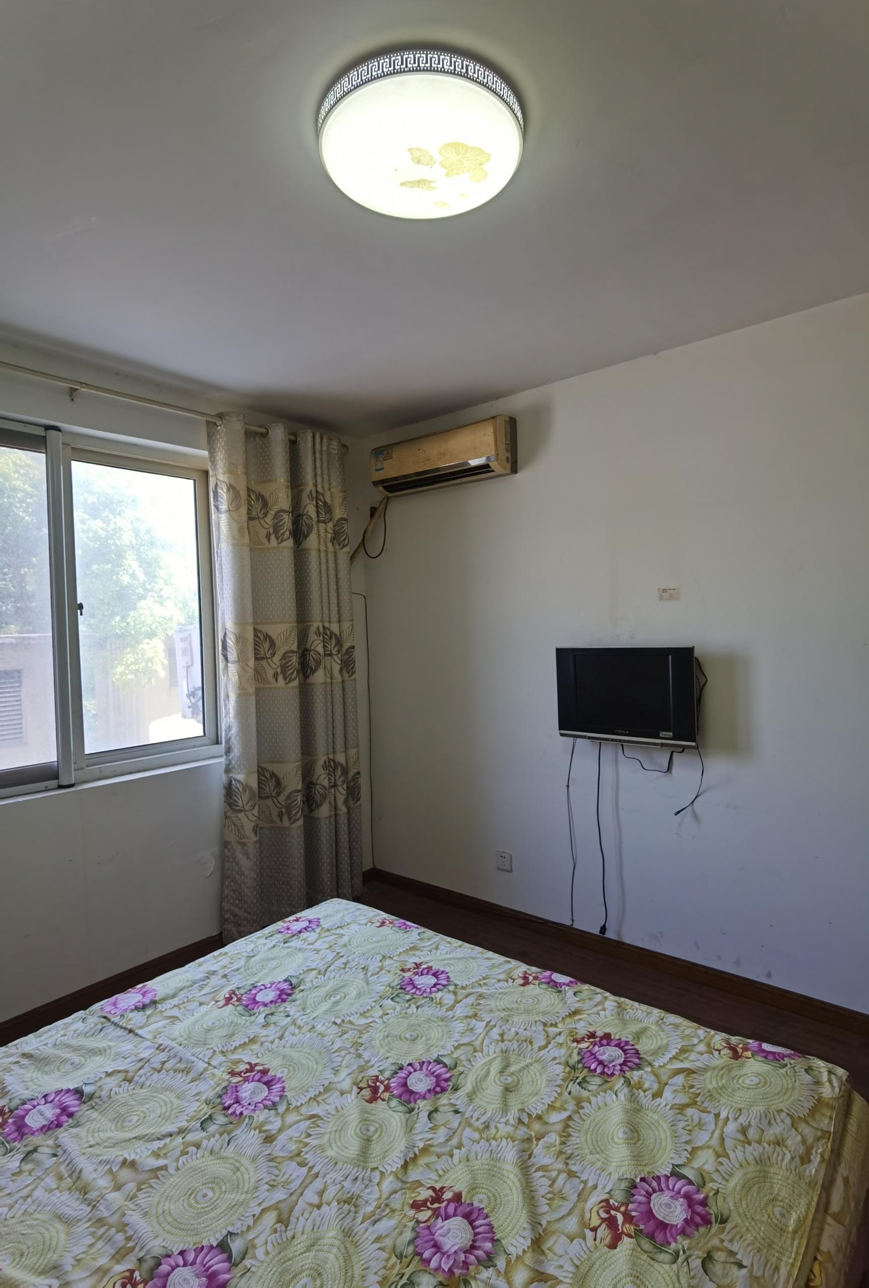 天勤家园 3室2厅1卫 142.00m&sup2;