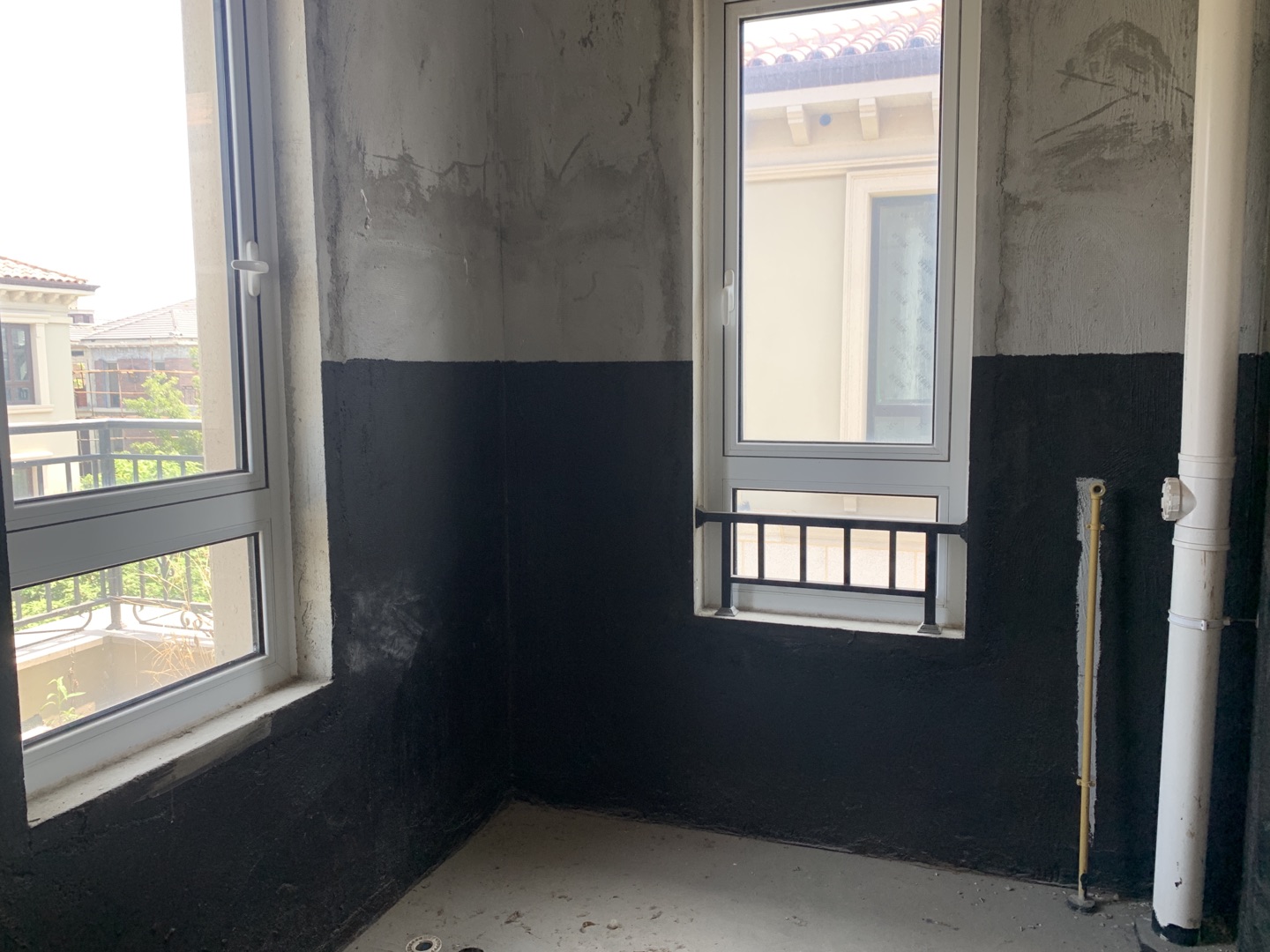 顺发御园 4室2厅3卫 371m&sup2;