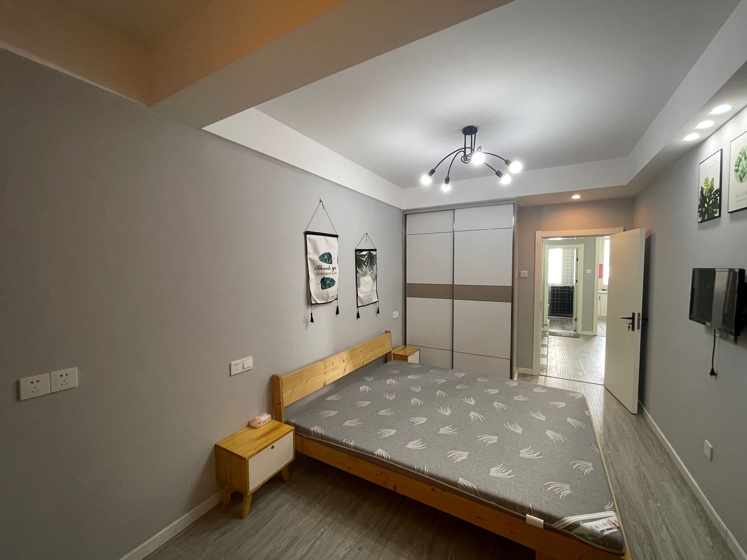 南川园新村 1室1厅1卫 58.14m&sup2;
