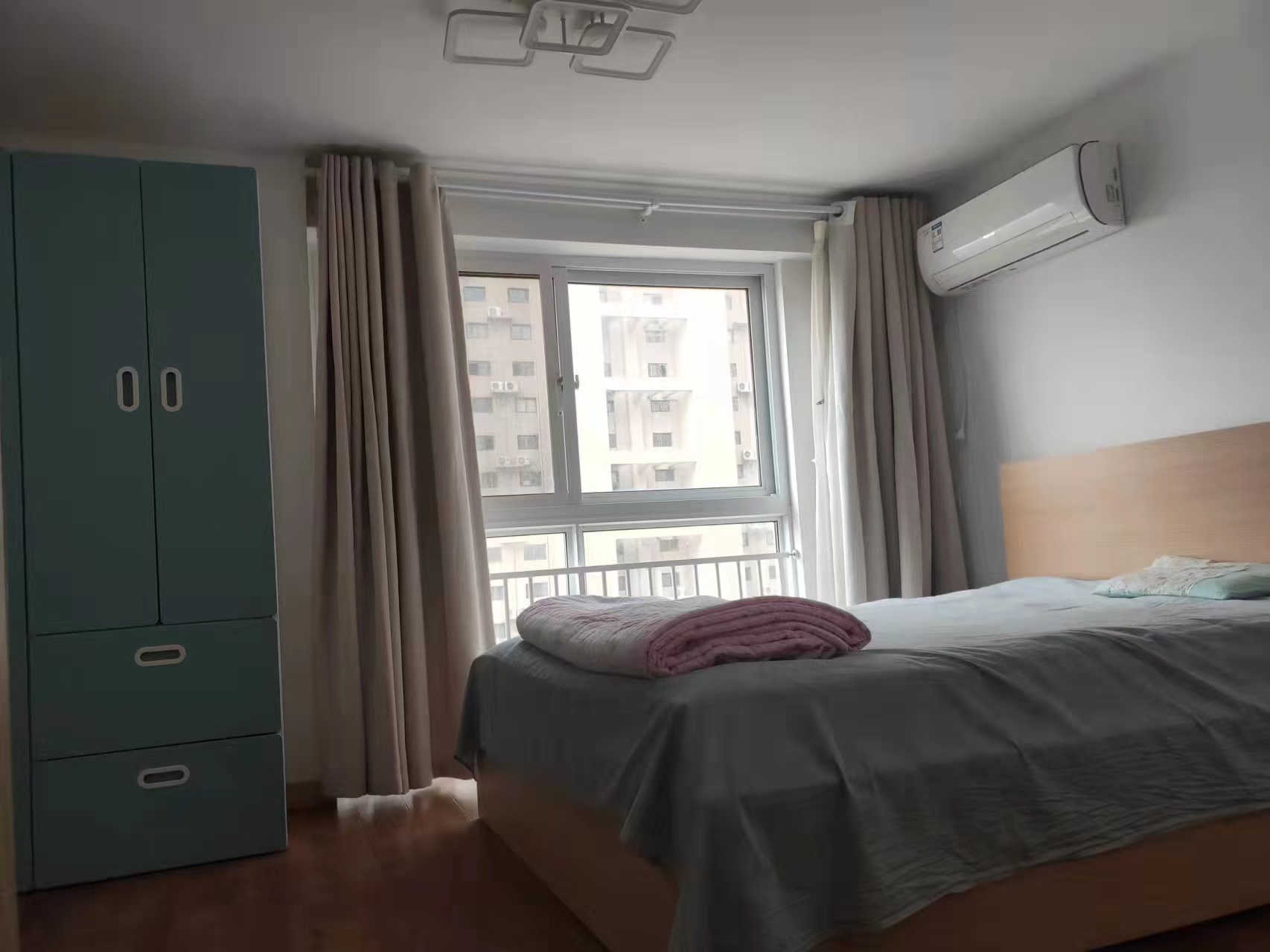 纽约时代 3室2厅1卫 60m&sup2;