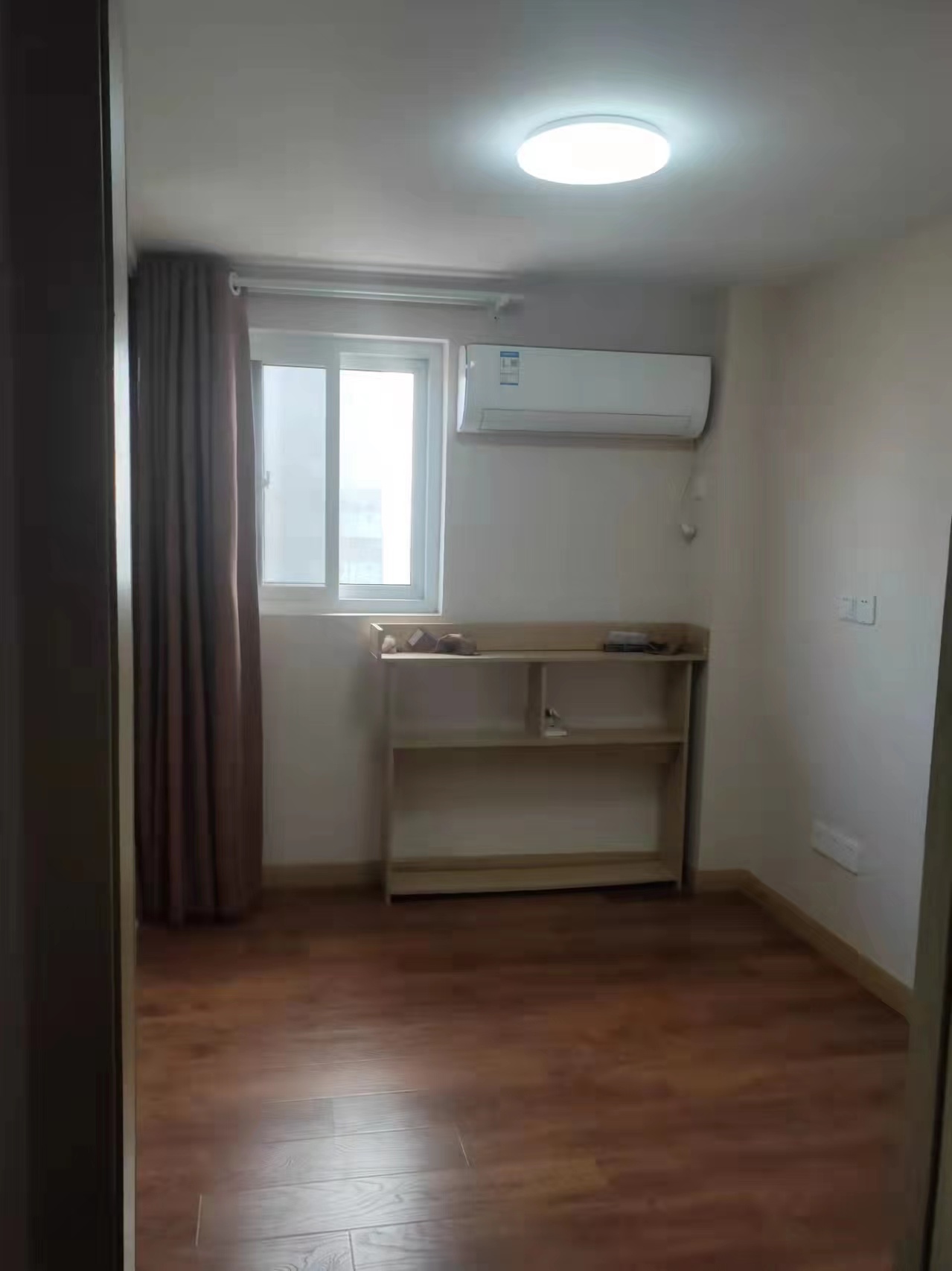 纽约时代 3室2厅1卫 60m&sup2;