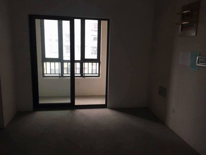 城市嘉苑 3室2厅2卫 136.00m&sup2;