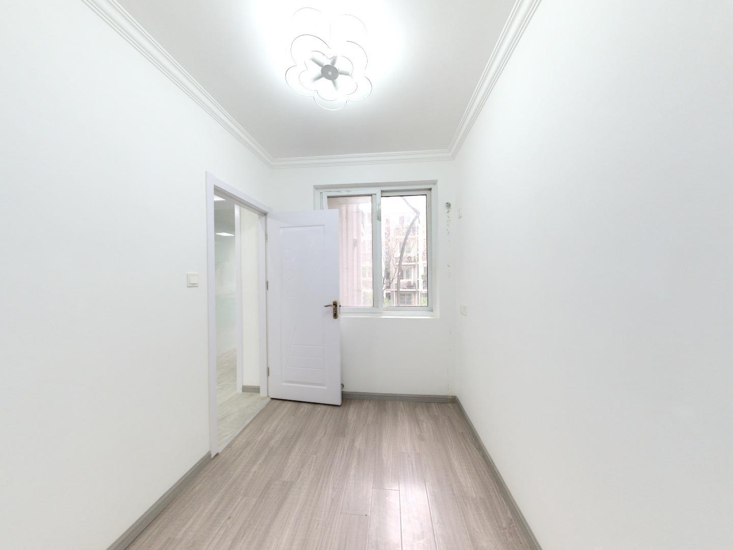 和颐都市绿洲 2室1厅1卫 57.02m&sup2;