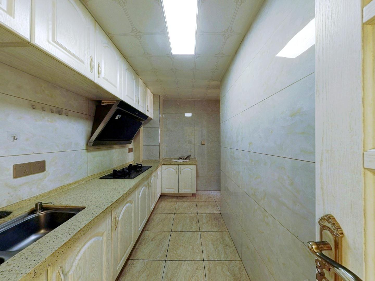 友谊嘉御龙庭 3室2厅2卫 147.63m&sup2;