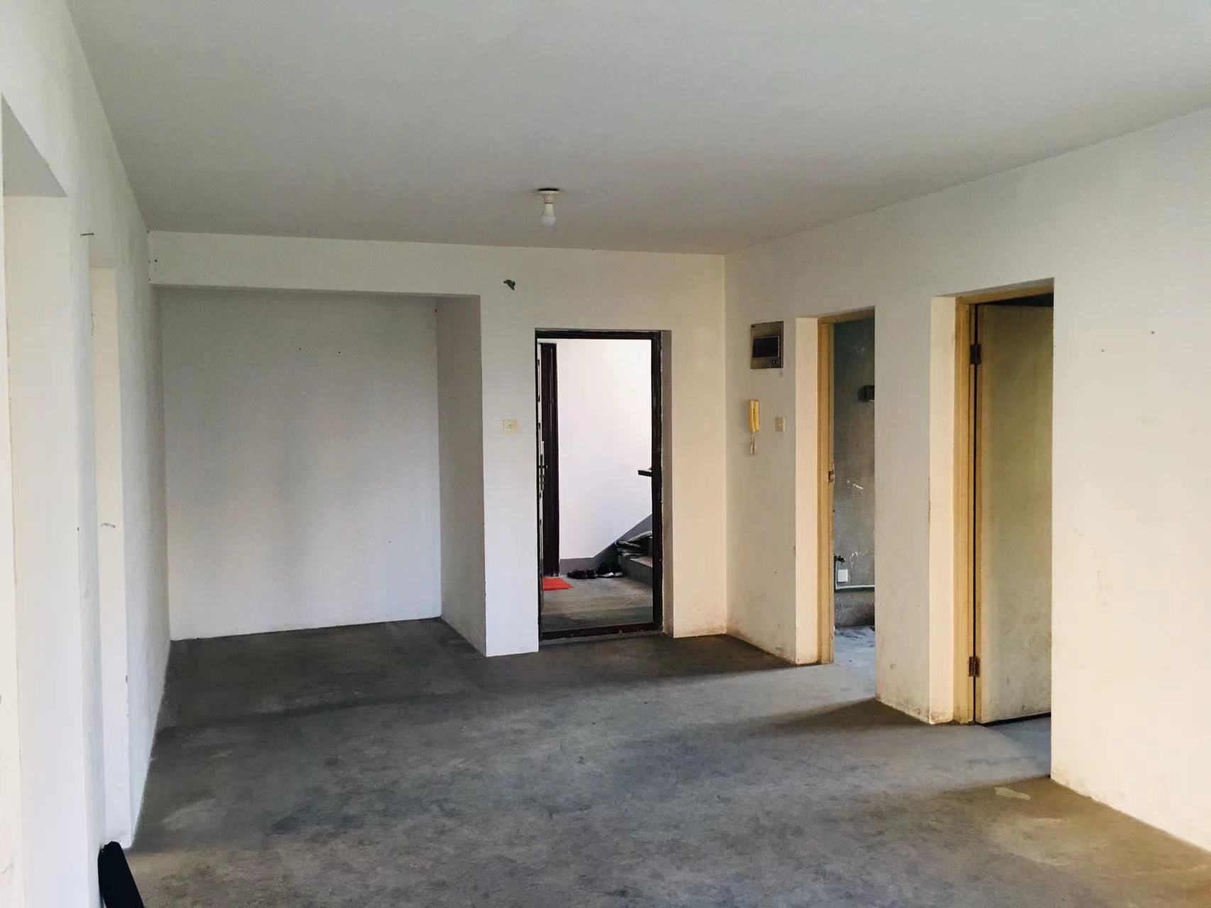 新城小区 2室2厅1卫 84m²
