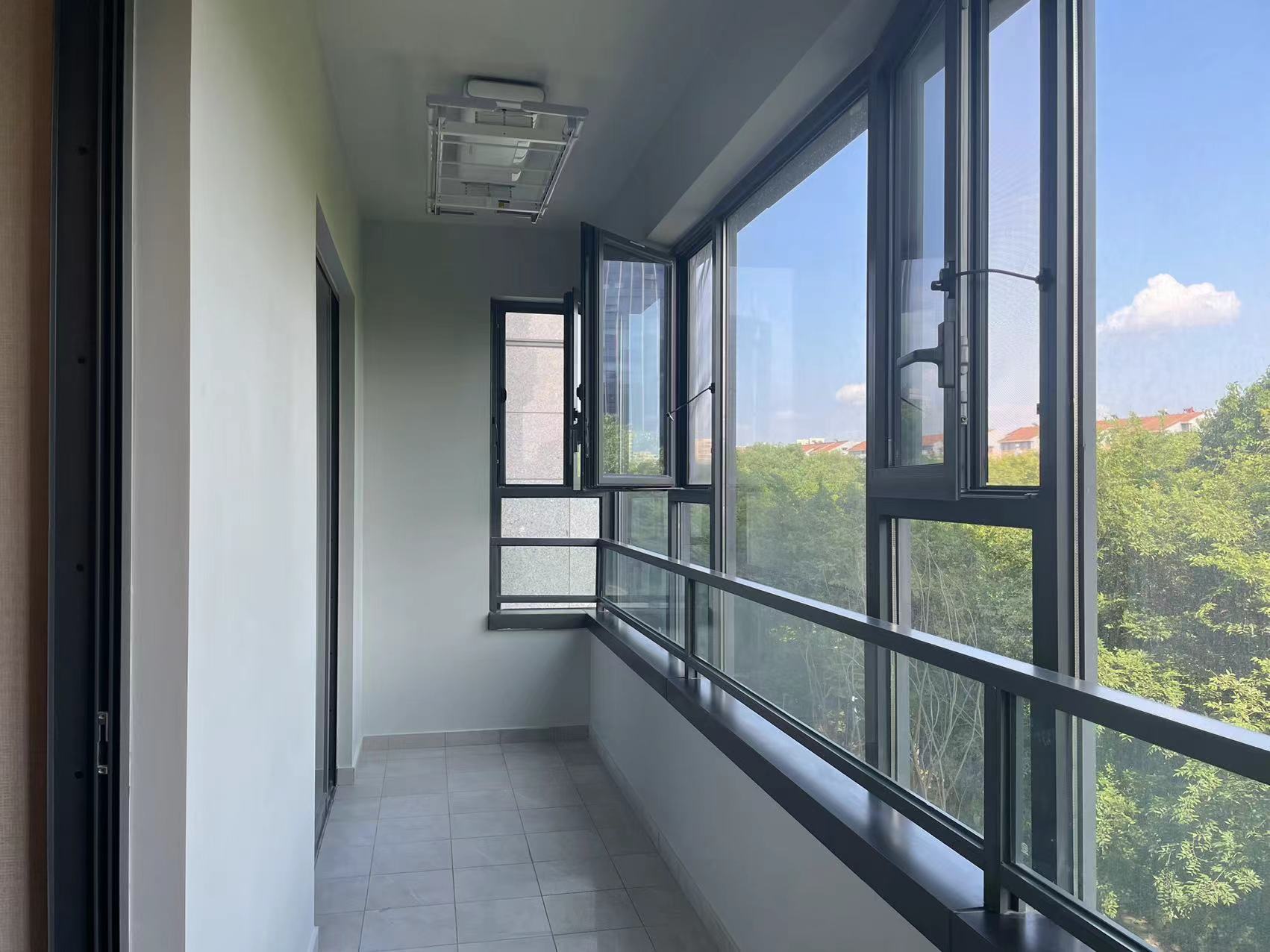 绿城&middot;晓风印月 3室2厅1卫 102m&sup2;