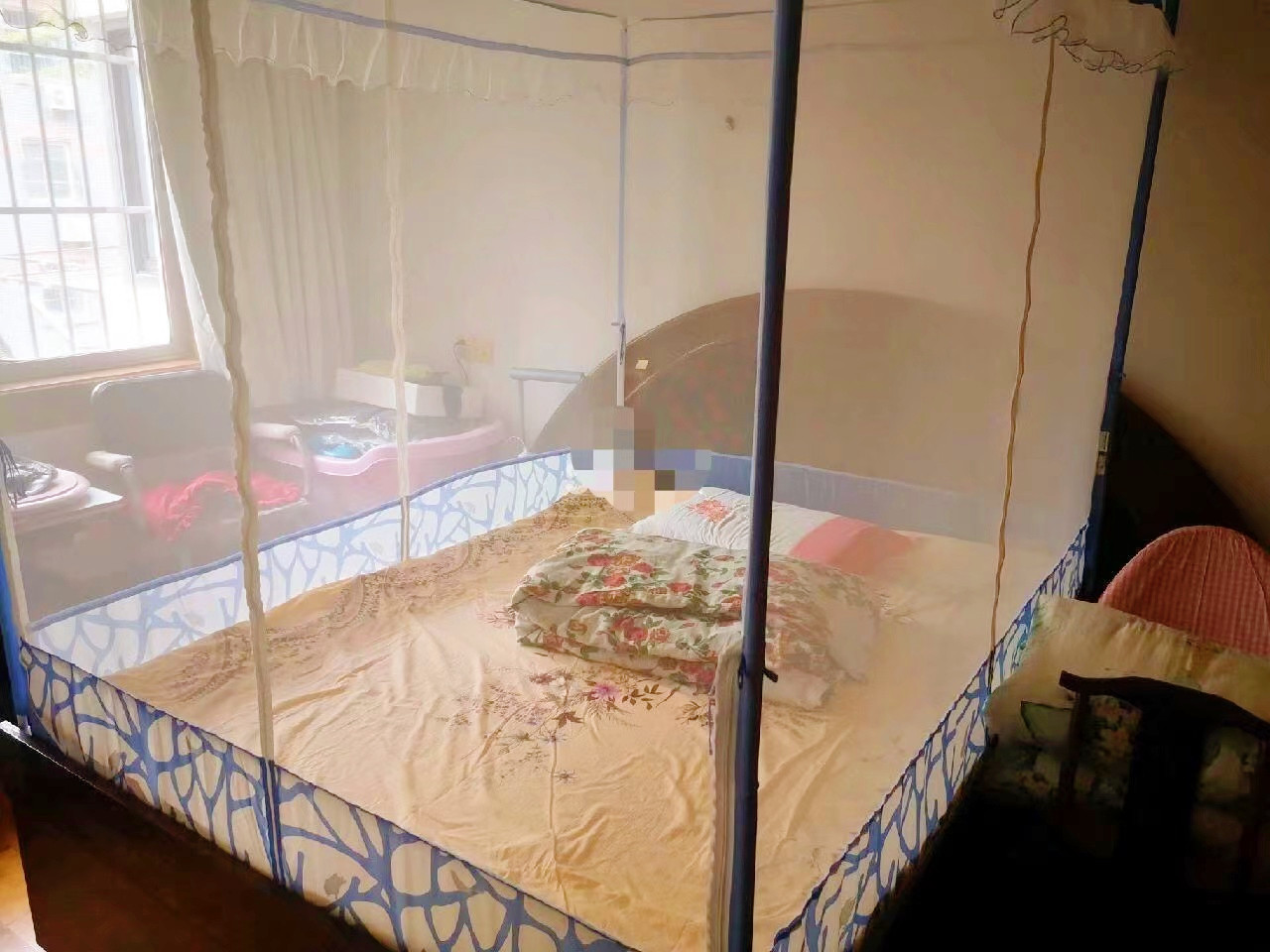 富贵园 4室3厅2卫 120.00m&sup2;
