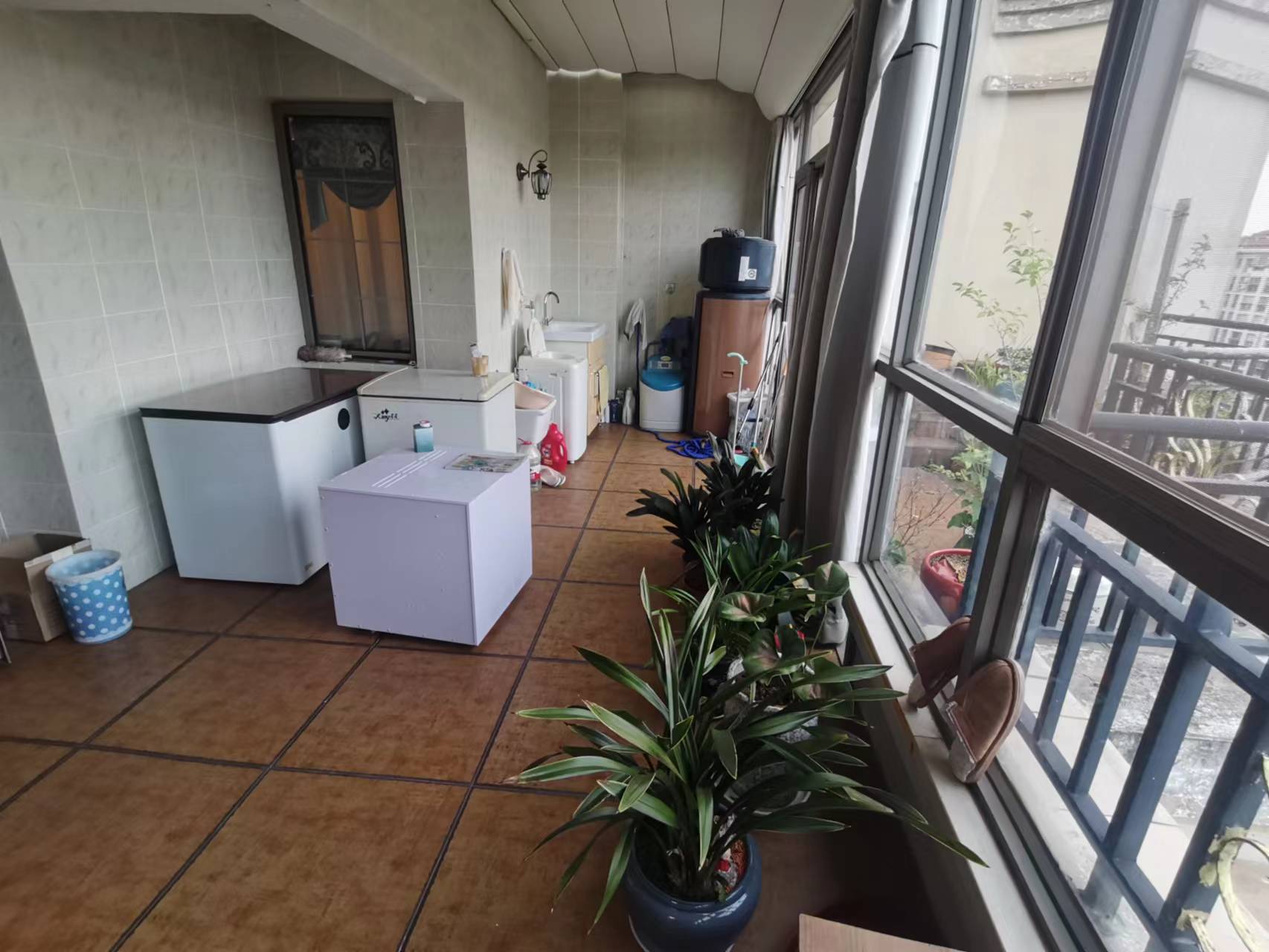 优山美地花园南区 3室2厅2卫 173.00m&sup2;