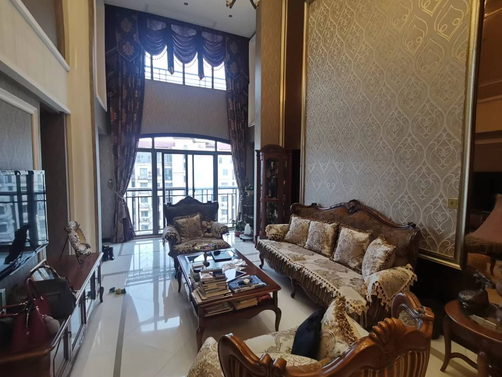 优山美地花园南区 3室2厅2卫 173.00m&sup2;